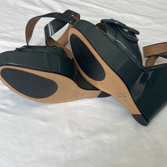Chloe Buckle Wedge Sandal - Picture 4 of 5